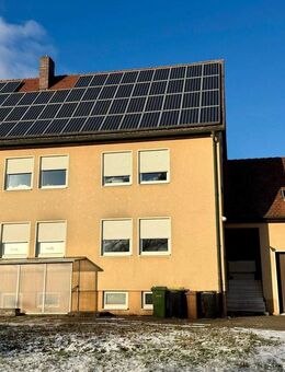 Attraktives Zweifamilienhaus in guter Lage - in Wilhermsdorf - Wilhermsdorf