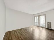 Ab sofort bezugsfrei! Helle 2,5-Zimmer-Wohnung nahe Ku'damm zum Verkauf - Berlin