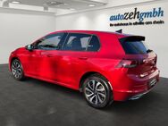 VW Golf, 1.0 TSI Life Sitz, Jahr 2021 - Eltville (Rhein)