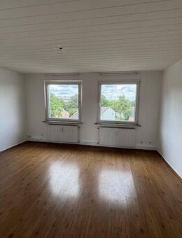 Hell - Gepflegt - 3 Räume - Küche - Diele - Wannenbad mit Fenster - ruhige Lage - Oberhausen