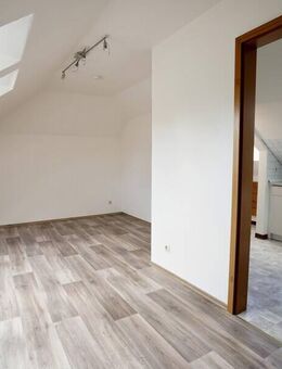 Gemütliches Wohnen in 1,5-Zimmer-Dachgeschosswohnung - Lauenbrück