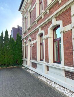 Einzigartige Jugendstil-Immobilie: Arbeiten oder Wohnen in modernem Ambiente - Korbach (Hansestadt)
