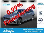 VW Passat Variant, R-Line, Jahr 2023 - Halle (Saale)