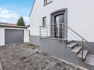 Modernisierte Doppelhaushälfte in begehrter Lage am Hülser Bruch - mit großzügigem Garten und Garage - Krefeld
