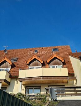 Stommeln - Traumhafte 4-Zimmer-Maisonettewohnung mit Balkon & Stellplatz - bezugsfrei! - Pulheim