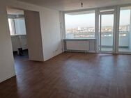Helle 3-Zimmerwohnung mit Balkon - Langen (Hessen)