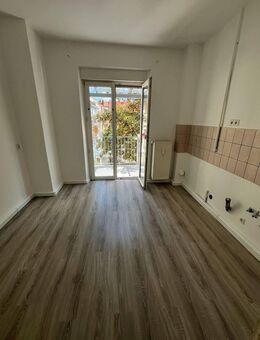 Frisch Renovierte 2-Zimmer Wohnungen Nürnberg-Steinbühl zu verkaufen - Nürnberg