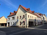 Zentrum Frohburg - Wohn- und Geschäftshäuser (308m² Gesamtfläche) als EFH mit Garten u. Stellplätzen - Frohburg