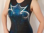 No. 2 Leotard Turnanzug Body Gymnastikanzug Turnen shiny Glanz Badeanzug getragen - Stuttgart