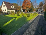 Solides Einfamilienhaus mit Doppelgarage und Baulandreserve. - Zeuthen