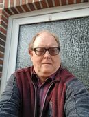 Er sucht Sie in 26904