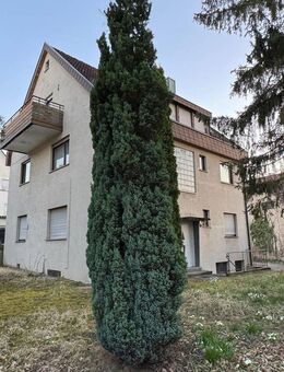 Ruhig gelegenes Mehrfamilienhaus mit Potenzial (zusätzliches Baufenster möglich) - Stuttgart