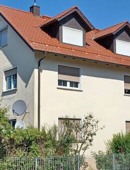 Interessantes Mehrfamilienhaus mit 3 Wohneinheiten - Regenstauf