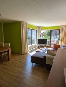 3-Zimmer Wohnung mit Balkon, WF 84 m² plus Stellplatz (außen) zu verkaufen - Schwaig (Nürnberg)