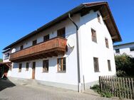 Zweiparteienhaus mit großem Garten und PV-Anlage in Oberwolkersdorf/Loiching - Loiching
