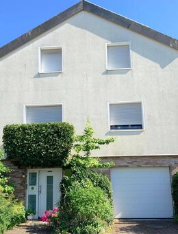 Nachhaltig Leben - Ökologisches Reihenmittelhaus für die große Familie - Ennepetal (Stadt der Kluterhöhle)