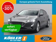 Ford Focus, Titanium 125PS Winter&Easy-Parking-P, Jahr 2020 - Bad Nauheim