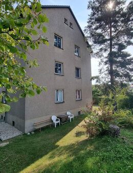 Renovierte 2-Raum-Wohnung im 1.OG in Randlage von Schleiz - Schleiz
