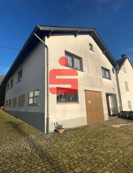 Immobilie mit 2 Wohneinheiten und Lagerfläche in verkehrsgünstiger Lage - Olzheim