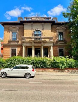 großzügige Dachgeschosswohnung im edlen Gewand in Schwabach - Schwabach