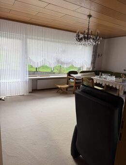 Freistehendes, charmantes Einfamilienhaus in Anröchte-Ortsteil Uelde mit viel Platz für Ihre Ideen - Anröchte