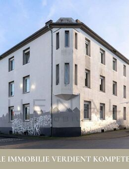 Bielefeld: Attraktives Wohnungspaket mit 8 Wohneinheiten, 4 Garagen und 3 Stellplätzen! - Bielefeld