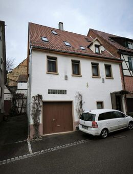 Saniertes 7 Zimmer Einfamilienhaus provisionsfrei - Remshalden