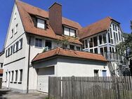 Die besondere Immobilie! 2 Wohnhäuser mit Gewerbe und Nebengebäude - Bad Windsheim