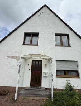 Großzügiges Haus mit Garten, Balkon und wohnlich nutzbarem Kellergeschoss - Dormagen