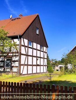 Fachwerkidylle auf 3.000?m² - Haus mit Nebengebäuden in sehr gepflegtem Zustand in Rägelin - Temnitzquell