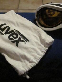 3 Ski-Brillen, teilweise fehlt die Schaumstoff-Abdeckung oder ist locker. Nur Abholung. - München