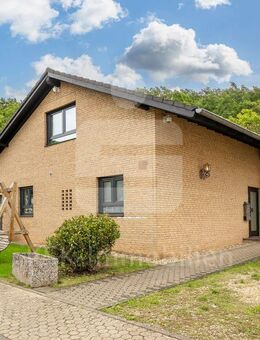 Saniertes Einfamilienhaus mit Garten im Gewerbegebiet in Quadrath Ichendorf ! - Bergheim (Nordrhein-Westfalen)