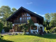 Tutzing-Kampberg, nur an 1 Person, 2 Zimmer DG-Wohnung im Zweifamilienhaus - Tutzing