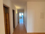 Mü-Neuhausen, schöne 3 Zi-Wohnung, EBK, Balkon - München