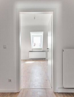 schöne, gut-geschnittene, renovierte 2-Zimmerwohnung zu vermieten - Neustadt (Weinstraße)
