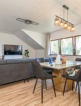 Dachgeschosswohnung mit Garten & Ausblick in Heidesheim am Rhein - Heidesheim (Rhein)