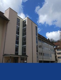 Wohnen fürs Leben: Moderne, altersgerechte Immobilie mit eigener Terrasse als sichere Kapitalanlage - Altensteig