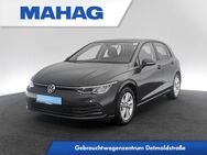 VW Golf, 1.5 TSI VIII Life AppConnect, Jahr 2023 - München