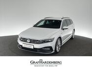 VW Passat Variant, 2.0 TSI Business, Jahr 2023 - Aach (Baden-Württemberg)