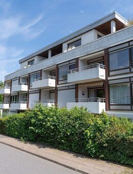 Charmante Eigentumswohnung im maritimen Ostseestil – 2,5 Zimmer mit zwei Balkonen in 23863 Scharbeutz - Scharbeutz