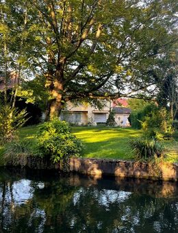 Idyllisch - Einzigartig - für die ganze Familie: Einfamilienhaus in einer Parkanlage mit Badeweiher - Puchheim