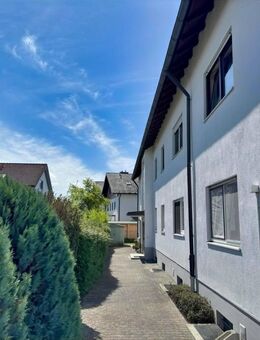 Kapitalanlage: 2,5-Zimmer-Gartenwohnung im Erdgeschoss mit Terrasse und Gartenidylle - Ihre Chance! - Höhenkirchen-Siegertsbrunn