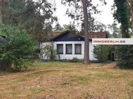 IMMOBERLIN.DE - Ideales Baugrundstück mit Bungalow in Wald- & Seenähe - Königs Wusterhausen