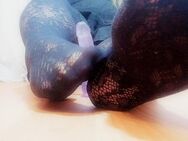 2 min heißes Footplay Video 👣💕 - Bochum