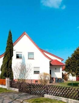 PLESSA: Einfamilienhaus auf 4186.00 m2 Grundstück. - Plessa