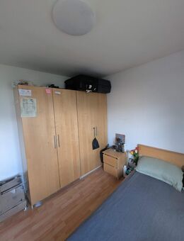 11m2 WG-Zimmer zw. Erlangen und Forchheim zu untermieten - Hemhofen