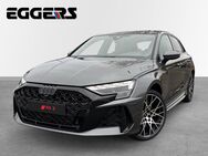 Audi RS3, Sportback Quattro Sportab, Jahr 2022 - Verden (Aller)