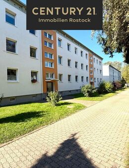 helle 5 Zimmerwohnung mit 2 Bädern, zusätzlichen HWR und großzügigem Keller - Blankenhagen