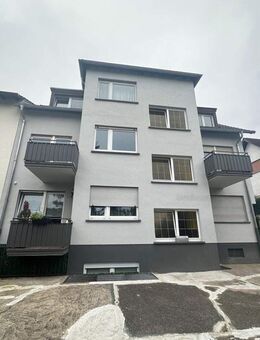 Schöne Wohnung mit Balkon im 7 FH in familienfreundlicher Lage - Mannheim