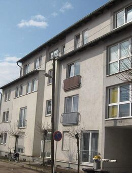 Befristet für ein Jahr - Ruhiges Wohnen und dennoch zentral in Strausberg - Strausberg
